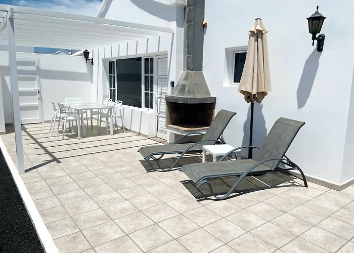 Vakantiehuis Casa El Golfo - N 6 By Escape Puerto del Carmen (Lanzarote)